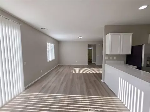 Living - 2938 Sandgrouse Ln, Perris, CA 92571 photo 7 of 7