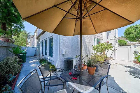 Exterior - 1048 Explanada St #101, Corona, CA 92879 photo 5 of 8