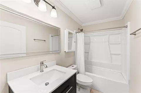 Bath - 839 E Citrus, Redlands, CA 92374 photo 5 of 7