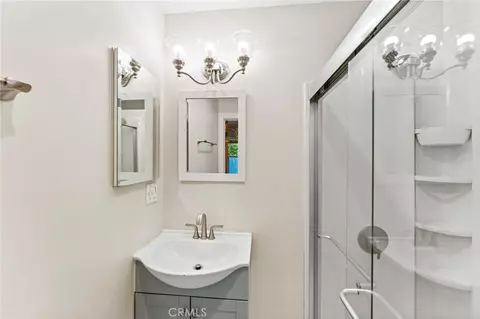 Bath - 839 E Citrus, Redlands, CA 92374 photo 3 of 7