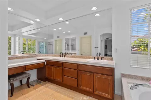 Bath - 3759 Sage Canyon Dr, Encinitas, CA 92024 photo 1 of 3