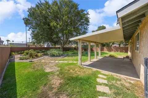 Exterior - 9596 Tangelo Ave, Fontana, CA 92335 photo 7 of 8