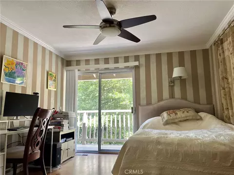 Bedroom - 109 Rockledge Ln, Lake Arrowhead, CA 92352 photo 1 of 4