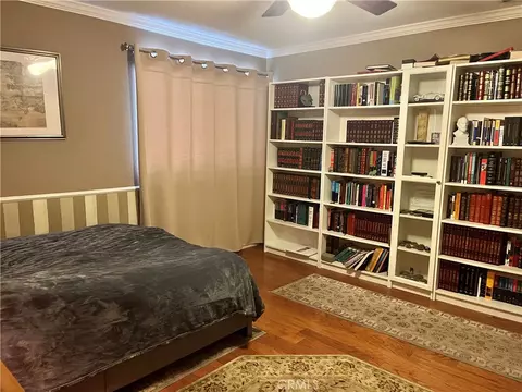 Bedroom - 109 Rockledge Ln, Lake Arrowhead, CA 92352 photo 4 of 4