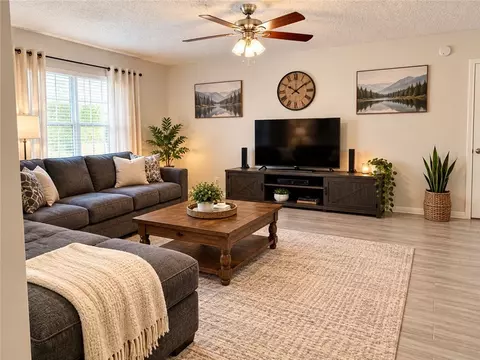 Living - 15034 Apple Vly, Apple Valley, CA 92307 photo 1 of 3