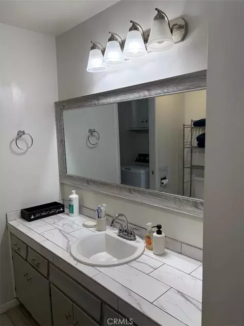 Bath - 15034 Apple Vly, Apple Valley, CA 92307 photo 3 of 4