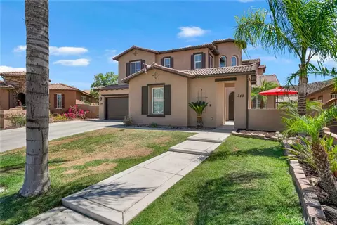 Exterior - 349 Tuffa Ct, Perris, CA 92570 photo 3 of 8