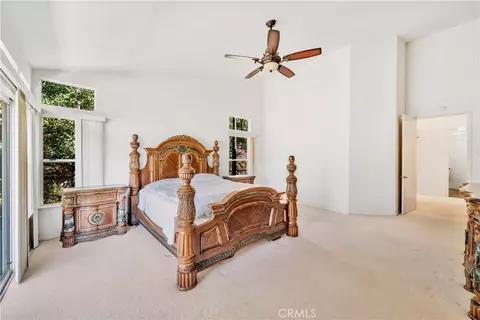 Bedroom - 1463 Oak View Way, Escondido, CA 92029 photo 4 of 6