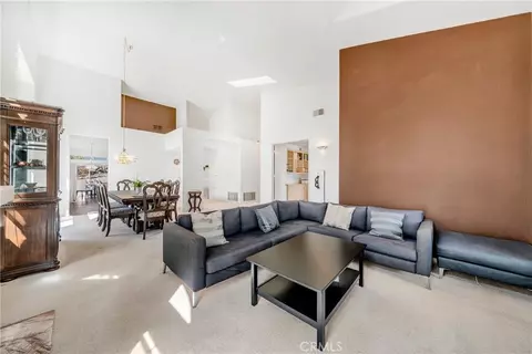 Living - 1463 Oak View Way, Escondido, CA 92029 photo 1 of 2