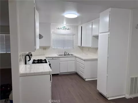 Kitchen - 11225 Drake, Rancho Cucamonga, CA 91701 photo 2 of 2