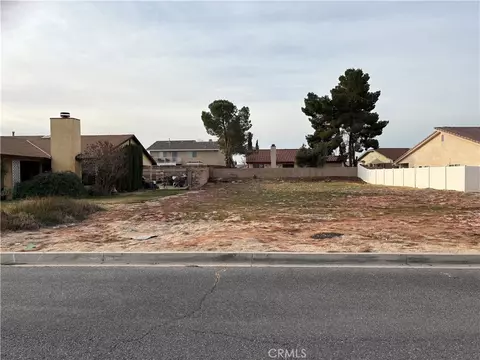 13089 Bermuda Dunes Rd, Victorville, CA 92395