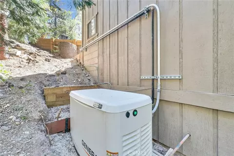 Other - 32794 Cougar Ln, Arrowbear, CA 92382 photo 5 of 19