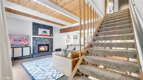 Entry Way - 32794 Cougar Ln, Arrowbear, CA 92382 photo 5 of 5