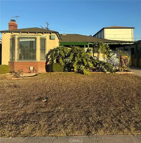 10028 S Manhattan, Los Angeles, CA 90047