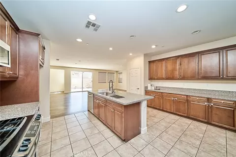 Kitchen - 3051 E Via Corvina, Ontario, CA 91764 photo 4 of 5