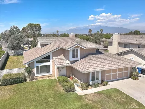 View/Area - 660 S Pampas Ave, Rialto, CA 92376 photo 2 of 7