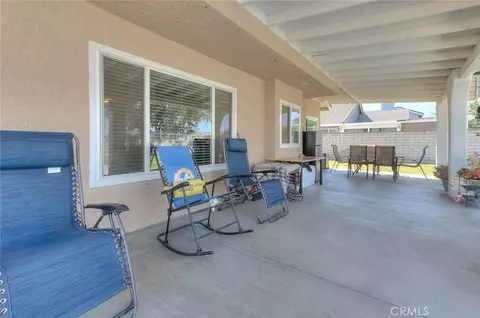 Exterior - 660 S Pampas Ave, Rialto, CA 92376 photo 2 of 10