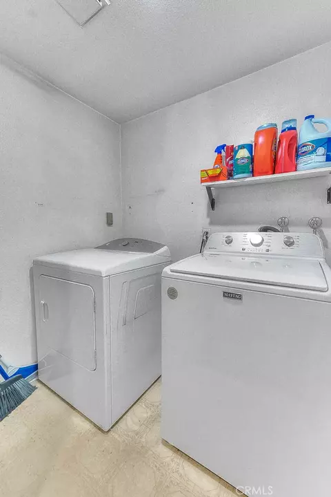 Other - 660 S Pampas Ave, Rialto, CA 92376 photo 6 of 8