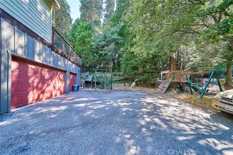 Exterior - 23891 Lakeview, Crestline, CA 92325 photo 1 of 15