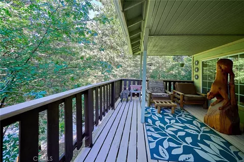 Exterior - 23891 Lakeview, Crestline, CA 92325 photo 11 of 15