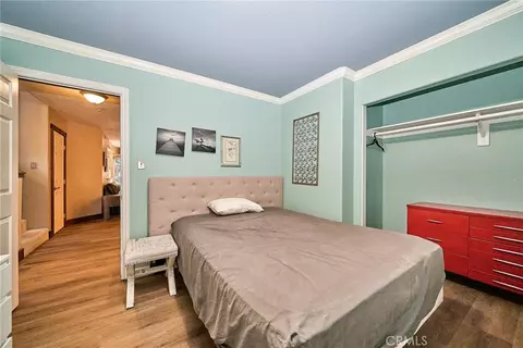 Bedroom - 23891 Lakeview, Crestline, CA 92325 photo 2 of 12