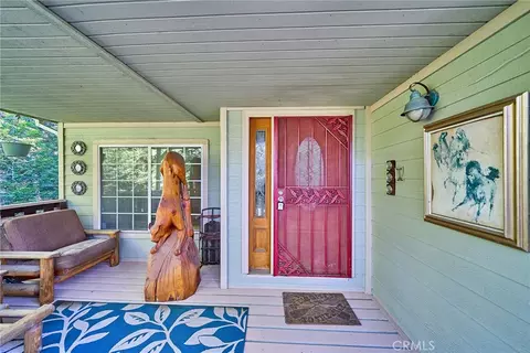 Exterior - 23891 Lakeview, Crestline, CA 92325 photo 12 of 15