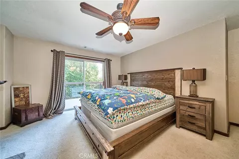 Bedroom - 23891 Lakeview, Crestline, CA 92325 photo 8 of 12