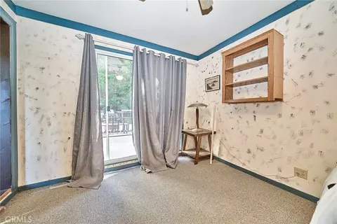 Bedroom - 23891 Lakeview, Crestline, CA 92325 photo 4 of 12