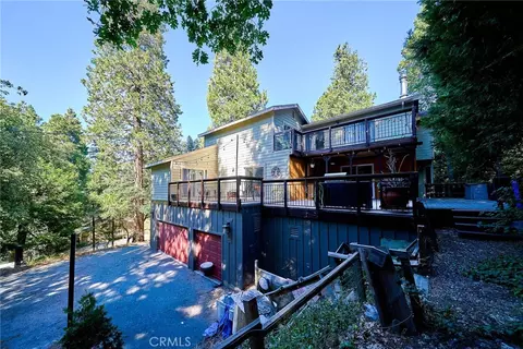 Exterior - 23891 Lakeview, Crestline, CA 92325 photo 3 of 15