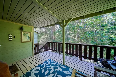 Exterior - 23891 Lakeview, Crestline, CA 92325 photo 14 of 15