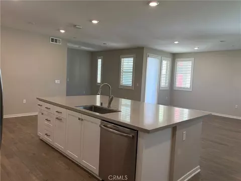 Kitchen - 145 Bowery, Irvine, CA 92612 photo 1 of 1