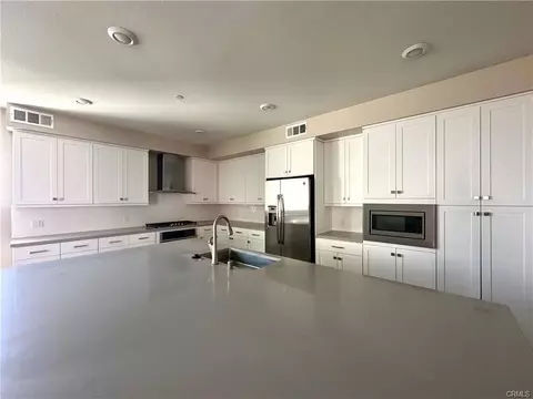 Kitchen - 145 Bowery, Irvine, CA 92612 photo 2 of 2