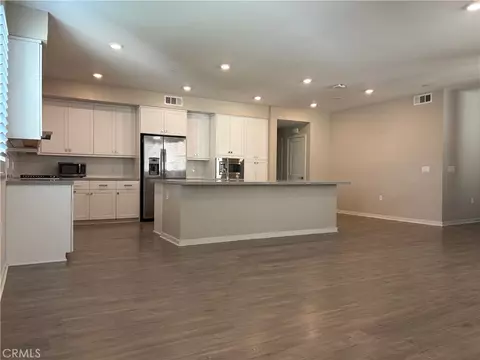 Living - 145 Bowery, Irvine, CA 92612 photo 3 of 4