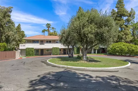 575 N Villa Ct #212, Palm Springs, CA 92262