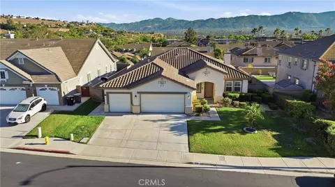 View/Area - 558 Calderone, Corona, CA 92879 photo 3 of 5