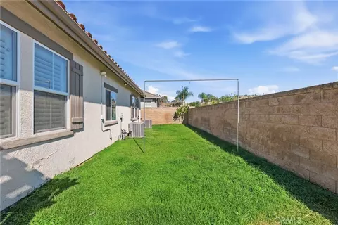 Exterior - 558 Calderone, Corona, CA 92879 photo 6 of 8