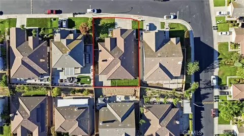 View/Area - 558 Calderone, Corona, CA 92879 photo 4 of 5