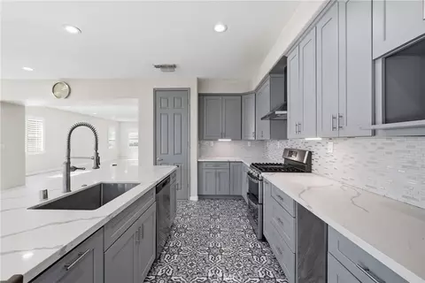 Kitchen - 558 Calderone, Corona, CA 92879 photo 2 of 2