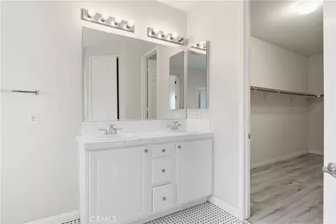 Entry Way - 558 Calderone, Corona, CA 92879 photo 3 of 3