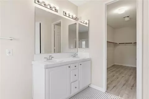 Entry Way - 558 Calderone, Corona, CA 92879 photo 2 of 3