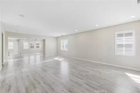 Living - 558 Calderone, Corona, CA 92879 photo 3 of 11