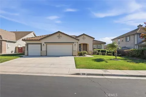 Exterior - 558 Calderone, Corona, CA 92879 photo 3 of 8