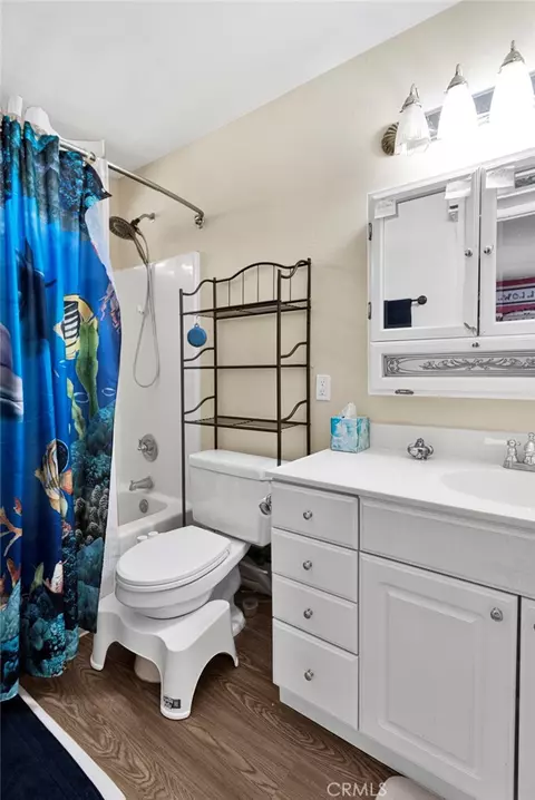 Bath - 1600 Laura, Wrightwood, CA 92397 photo 5 of 5