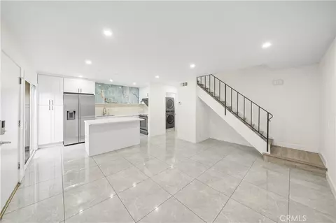 422 E Newmark #B, Monterey Park, CA 91755
