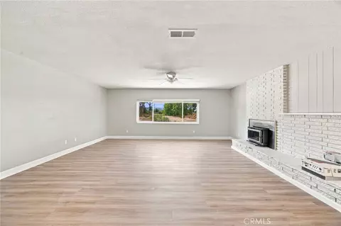Living - 2111 Toca, Ramona, CA 92065 photo 1 of 6