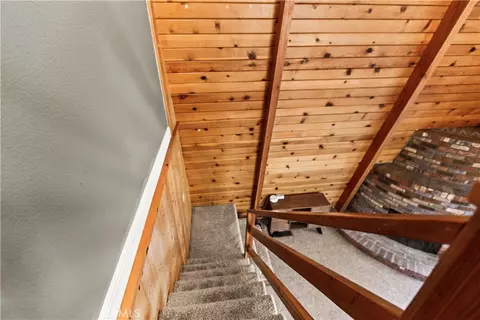 Entry Way - 6155 Cardinal, Wrightwood, CA 92397 photo 5 of 6