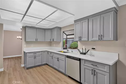 Kitchen - 6462 Siamese, Riverside, CA 92505 photo 3 of 6