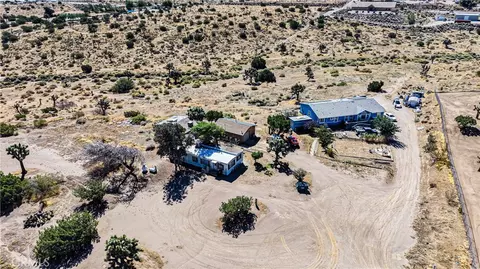 10575 White Fox, Hesperia, CA 92344 photo 2