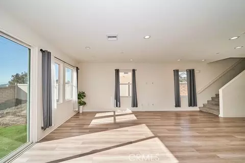 Living - 20009 Lemonscent Dr, Riverside, CA 92507 photo 2 of 4