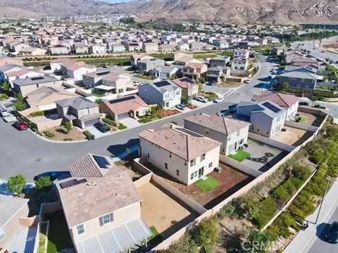 View/Area - 20009 Lemonscent Dr, Riverside, CA 92507 photo 5 of 6